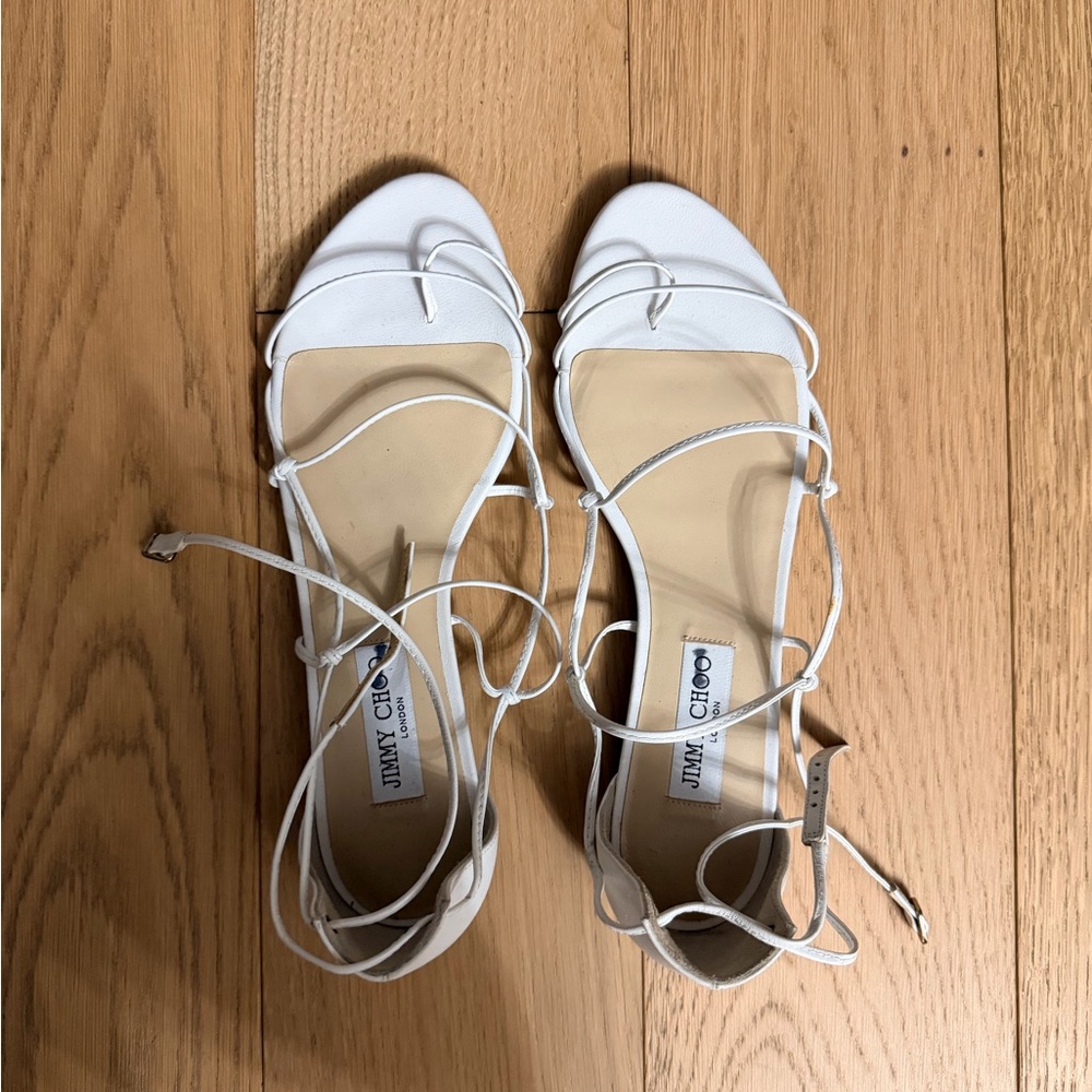 New Jimmy Choo 40.5 White Strappy Flat Sandals - Picture 2 of 6